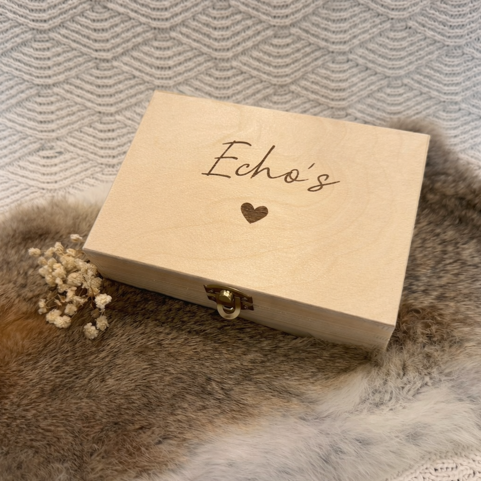 Gepersonaliseerd echo kistje van hout met sluiting